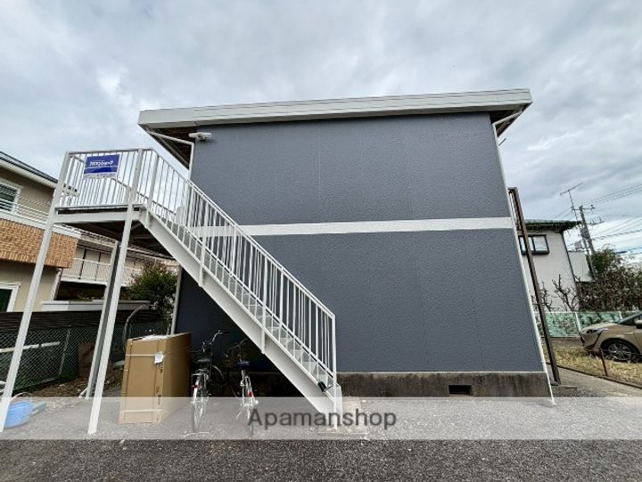 京和ハイツの外観