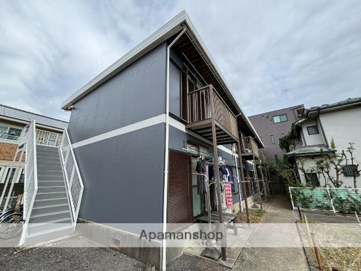 京和ハイツの外観