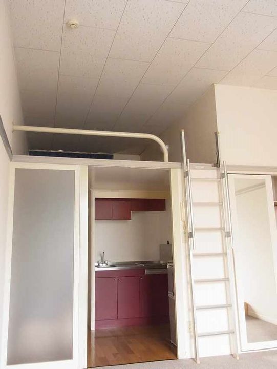 レオパレスOISOⅡの居間