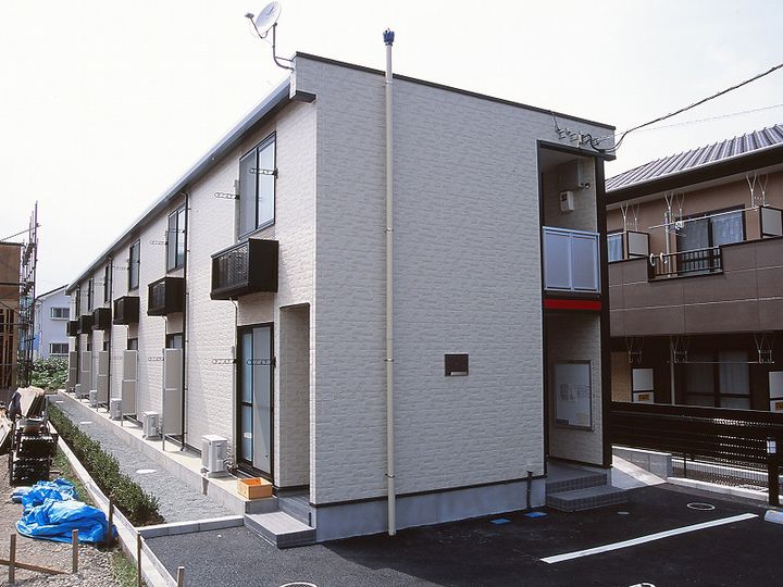 レオパレスヴェルジェ ドゥの外観
