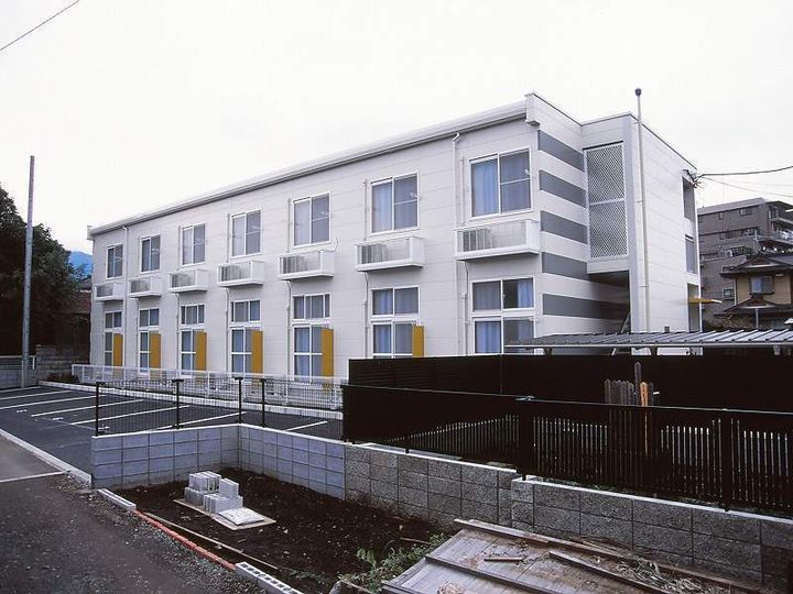 レオパレスフォレスト21の外観