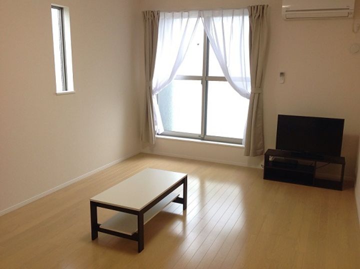 レオネクストプランタン104の居間