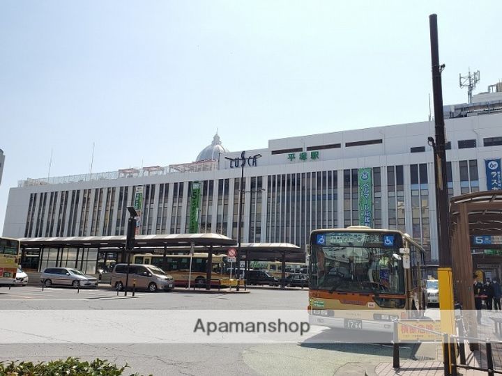 神奈川県平塚市見附町の賃貸マンションの周辺