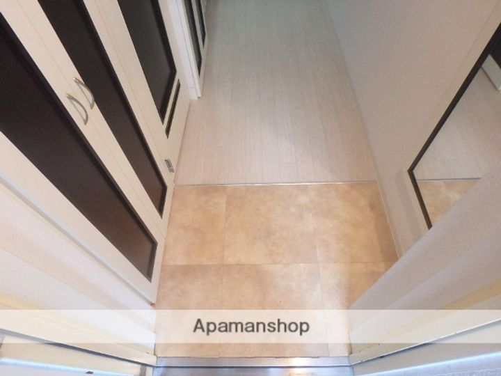 エスポワール楓の玄関