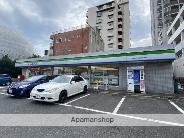 湘南エクセレントの周辺