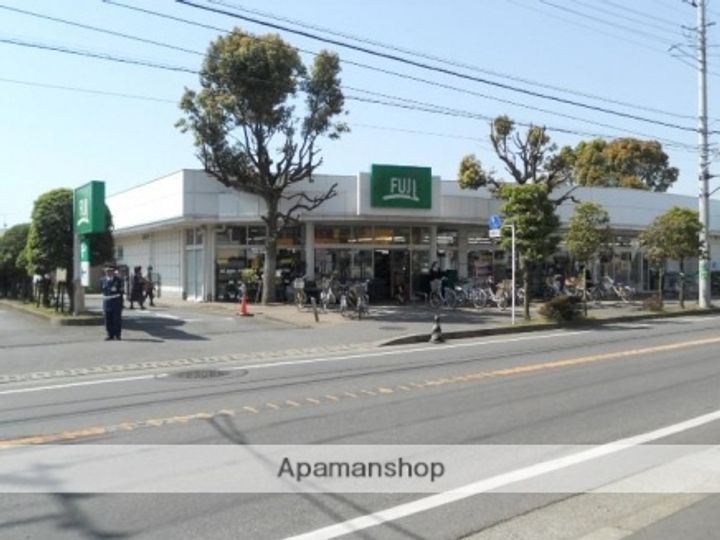 サーフサイド松浪の周辺