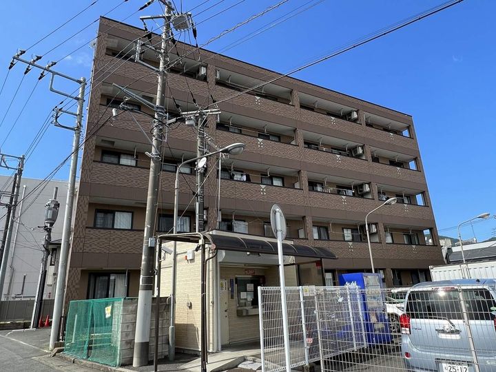エテルナKAORUの外観