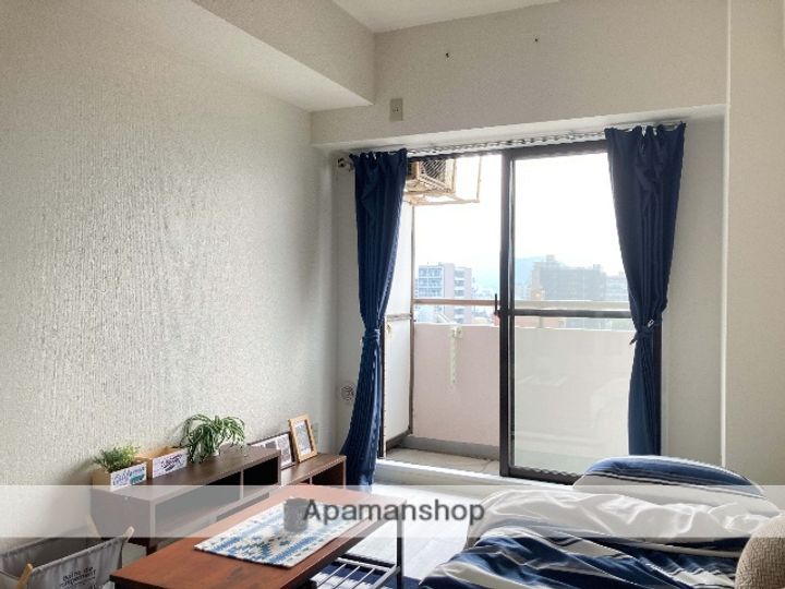 サニークレスト湘南平塚902の居間