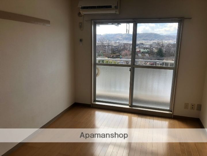 秦野パークアベニューの居間