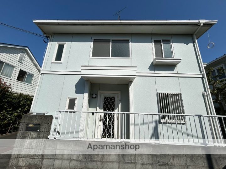 神奈川県藤沢市鵠沼松が岡4丁目(一戸建)の賃貸物件の外観