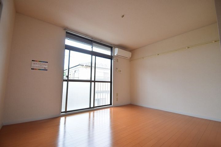 コーポラス谷神Aの居間