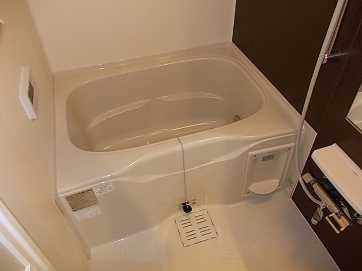 エクレセンス新富の風呂