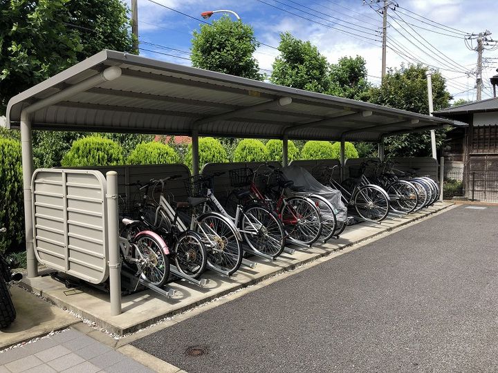 エクレセンス新富の外観