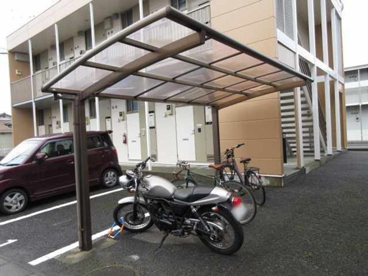 レオパレス梢の外観