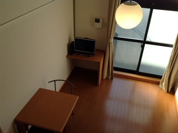 レオパレス相模が丘イーストの居間