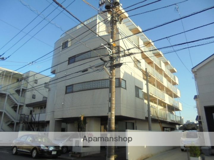 ドミール湘南の外観