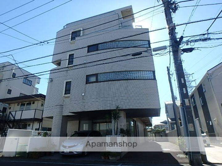 ドミール湘南の外観