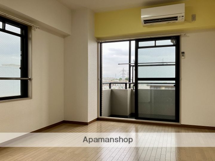 アーバンハイツ平塚の居間