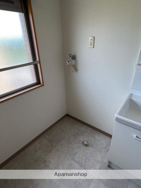 プレシャスイーストの内装