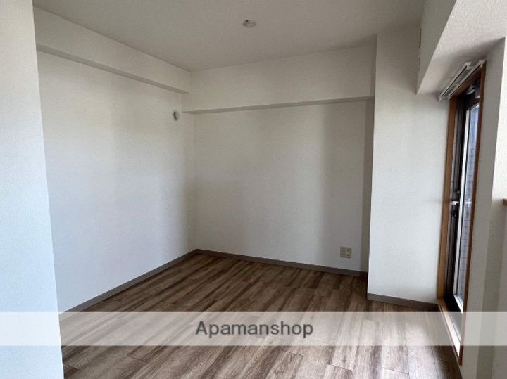 プレシャスイーストの内装