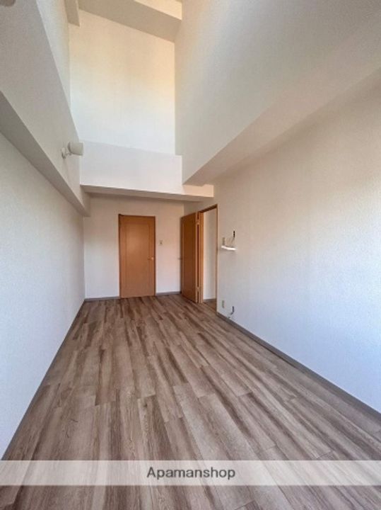 プレシャスイーストの内装