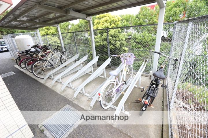 プレシャスイーストのその他画像