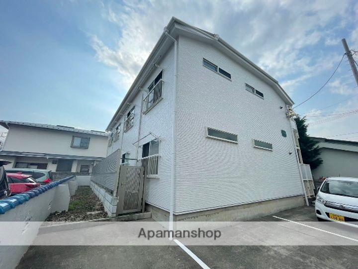カーサ湘南205の外観