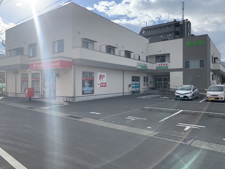 ベルメゾン参番館の周辺