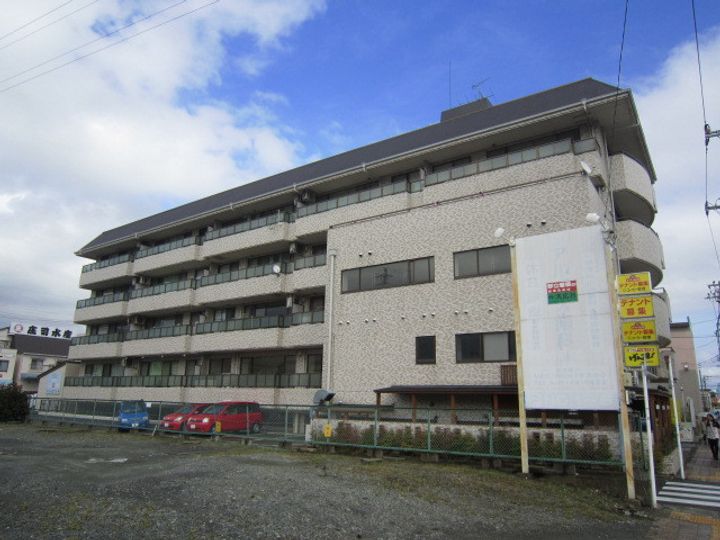 ジュネス小田原の外観