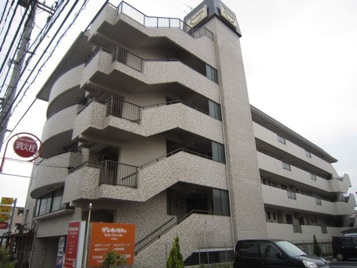 ジュネス小田原の外観