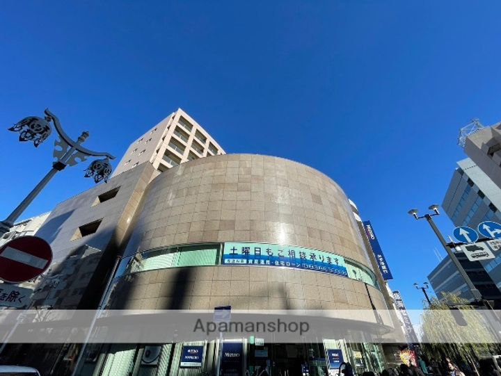 レーンコーポラスの周辺