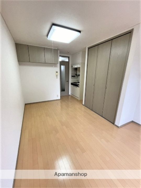 ロワール湘南G棟の居間