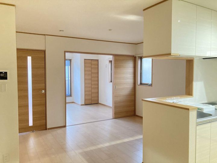 神奈川県大和市福田の賃貸アパートの居間