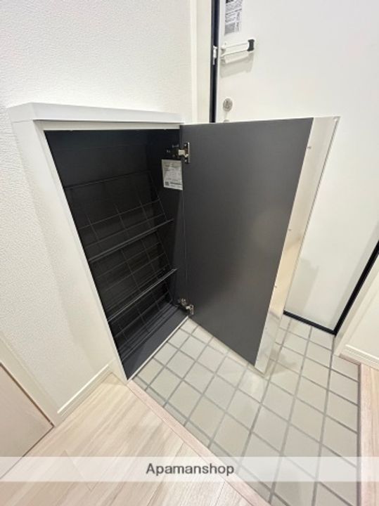 MAISON DE LIEN鵠沼の玄関