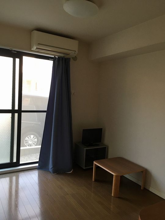 レオパレスのぞみの居間