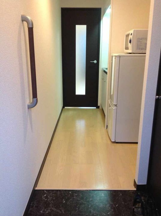 レオネクスト花水台の玄関