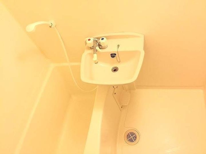 レオパレスコンフォールKの風呂