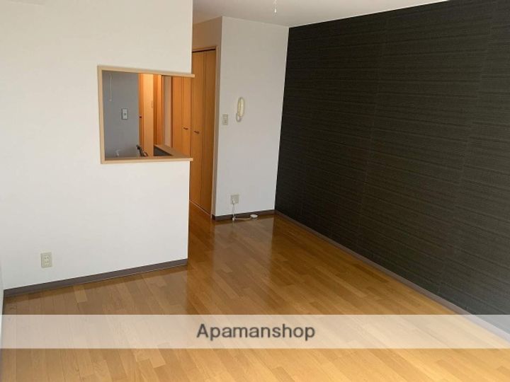 アヴェニールTOKAIの居間