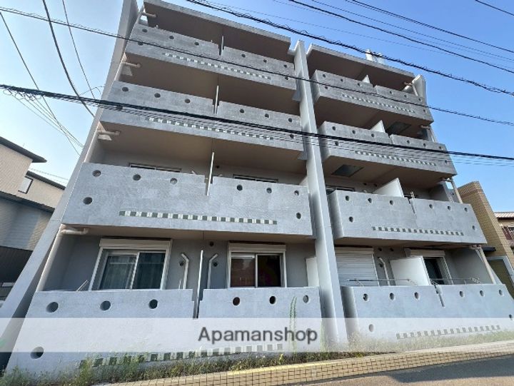 エストゥディオの外観