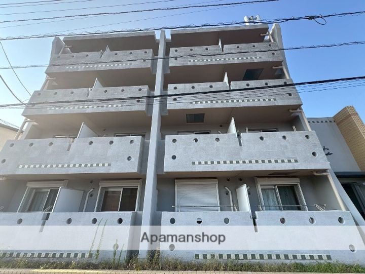 エストゥディオの外観