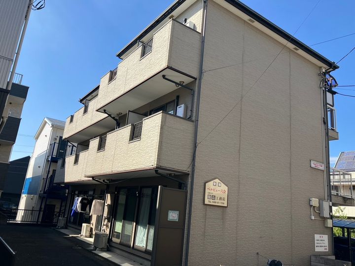 ベルビュー六会の外観