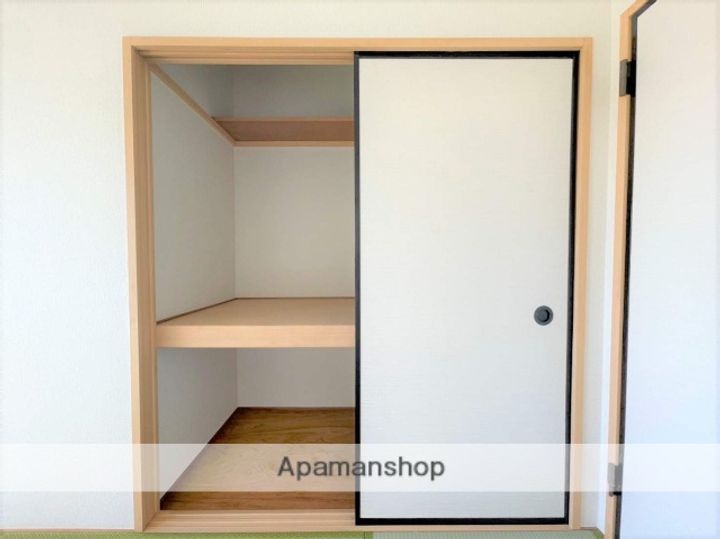 ウィスタリアⅡの内装