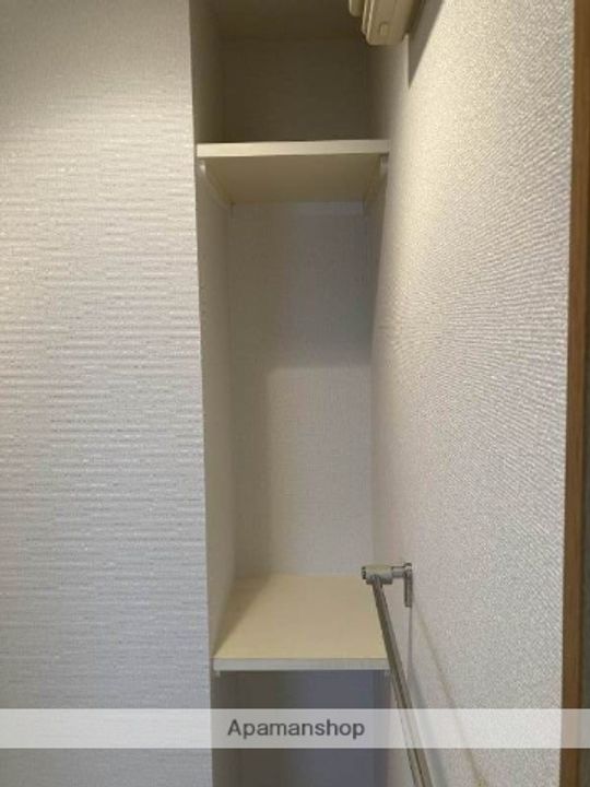 ヴィラ東中通の内装