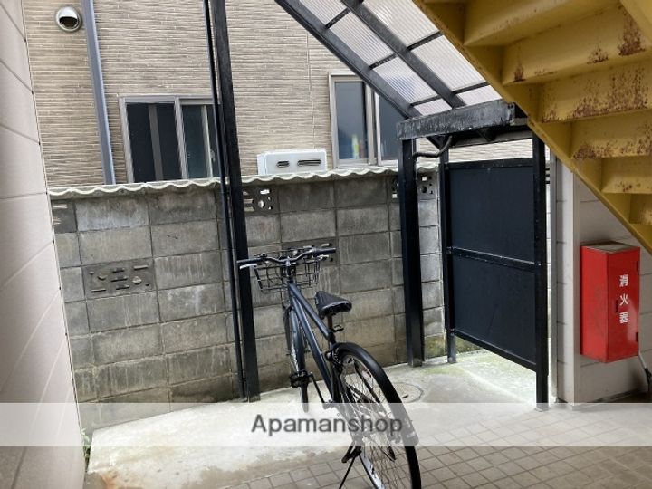クレセントブルースカイの外観