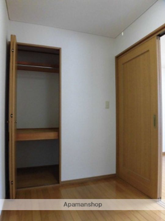 ピジョンBの内装