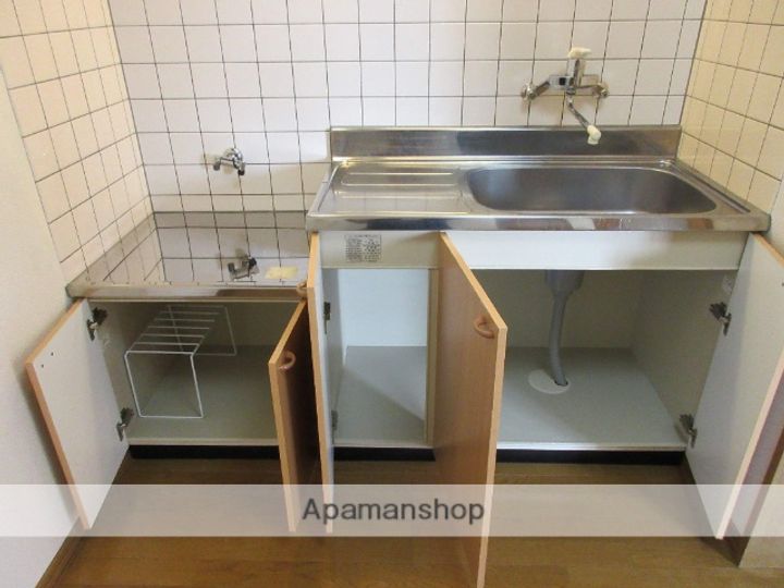 ピジョンBの内装