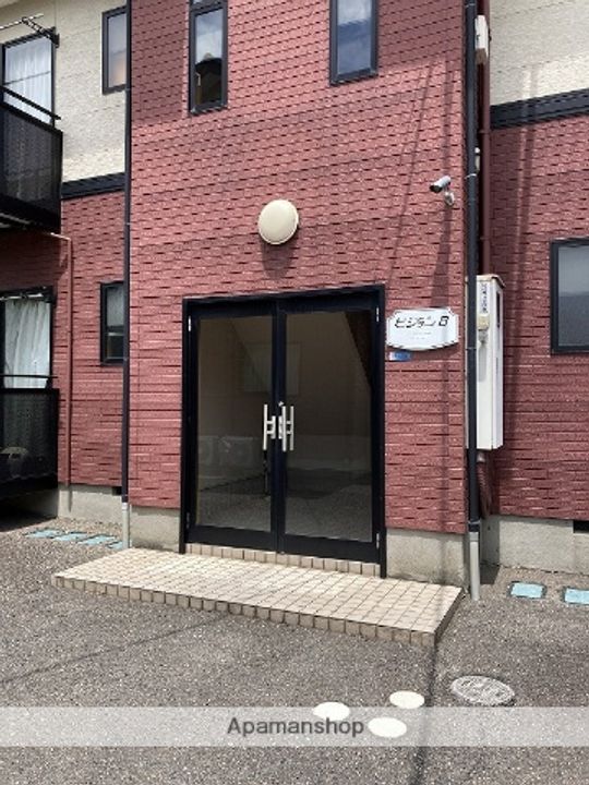 ピジョンBの外観