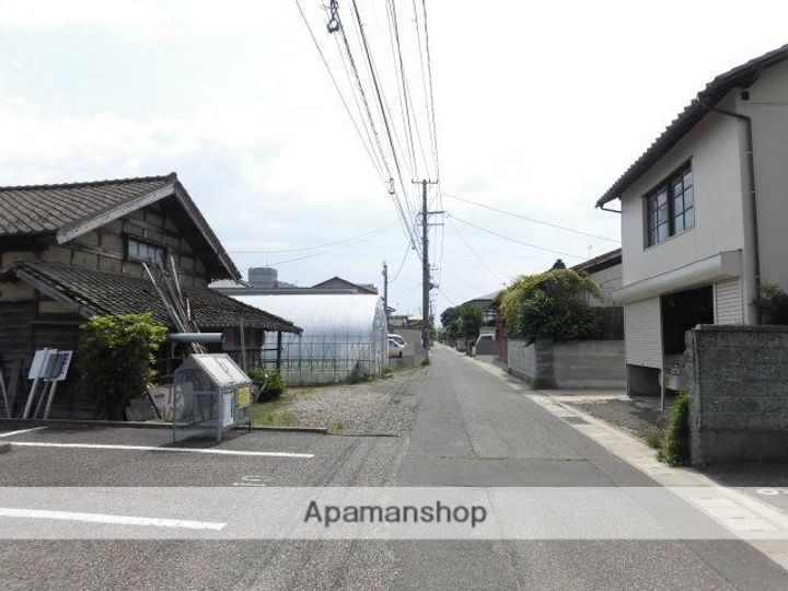 ピジョンBの周辺