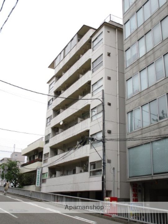 トーカンマンション医学町の外観