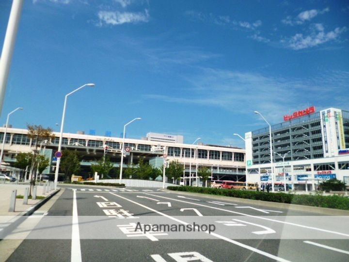 サンシャルム万代の周辺